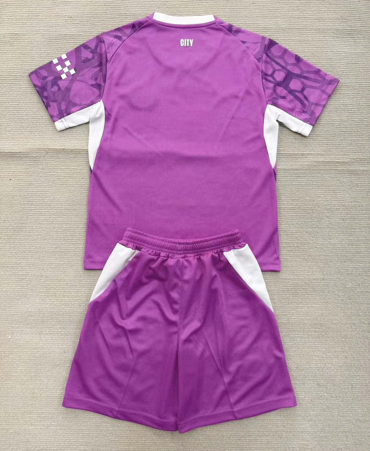 KIT BAMBINO MANCHESTER CITY PORTIERE 2026/27 - PINK