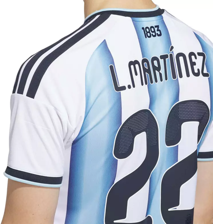 MAGLIA ARGENTINA HOME 2026/27 (PATCH + "L.MARTÍNEZ 22" INCLUSI)